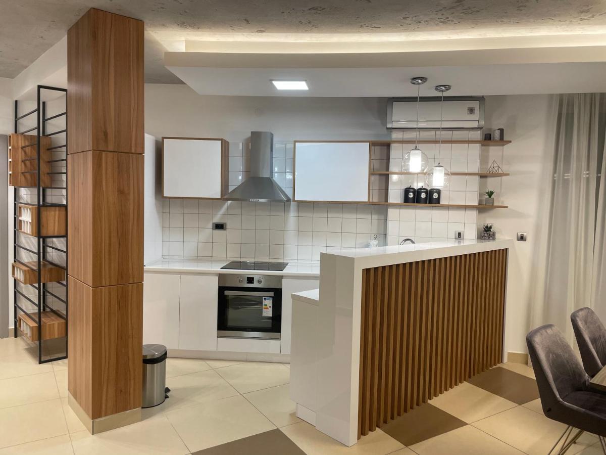 Leo Lux 1 Apartman Ni Kültér fotó