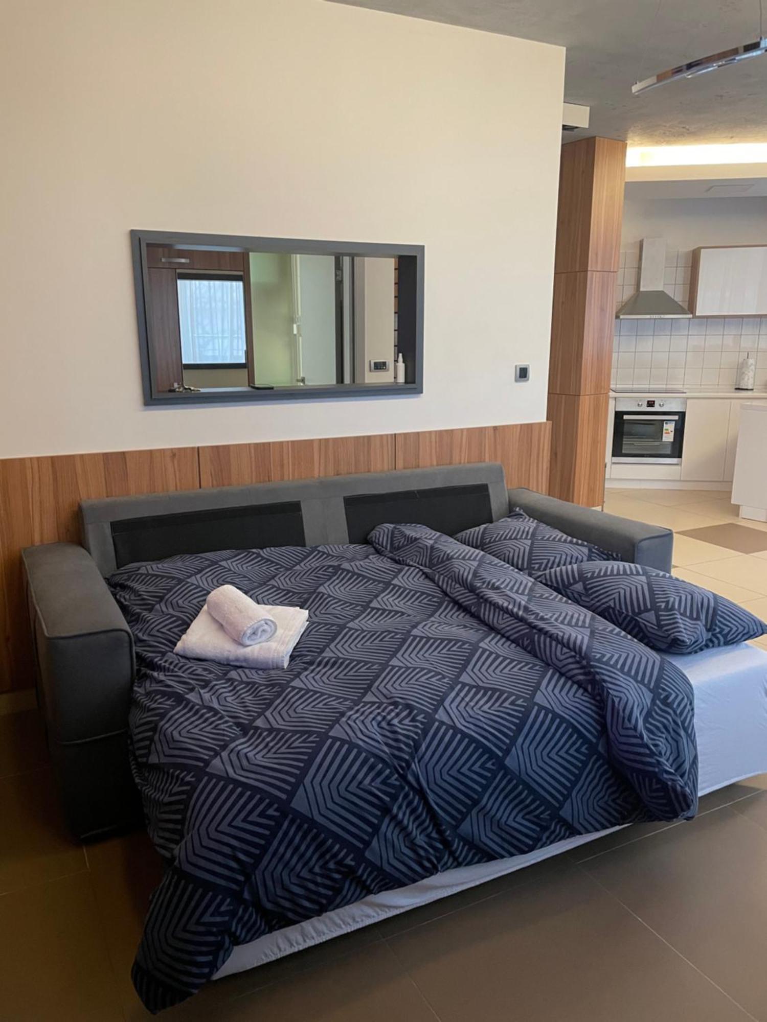 Leo Lux 1 Apartman Ni Kültér fotó